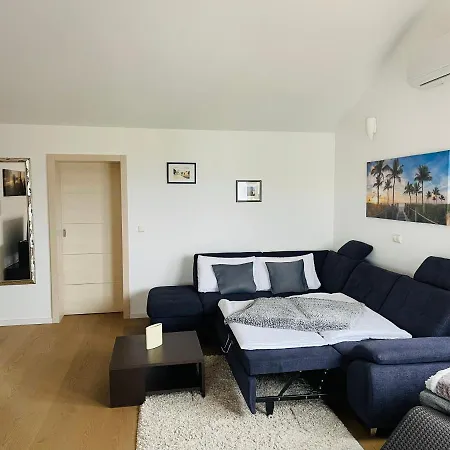 Penthouse M7 *