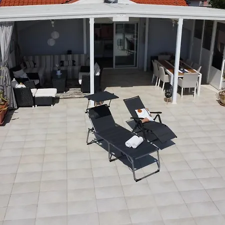 Penthouse M7 *